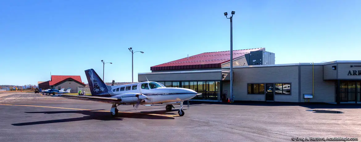 Hancock County - Bar Harbor Airport