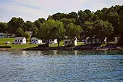 Edgewater Motel & Cottages